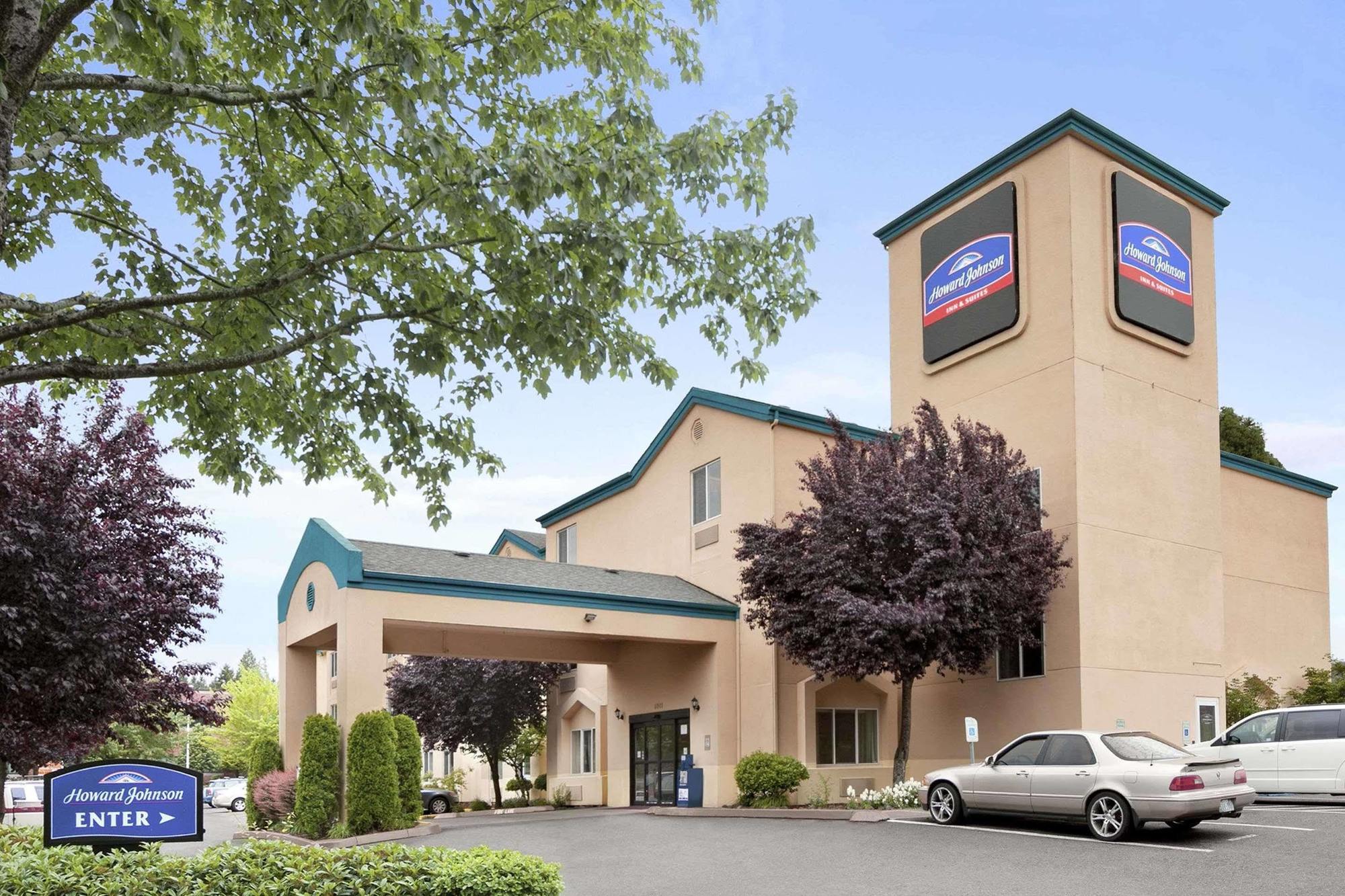 Howard Johnson By Wyndham Vancouver Hotel & Suites Exterior foto
